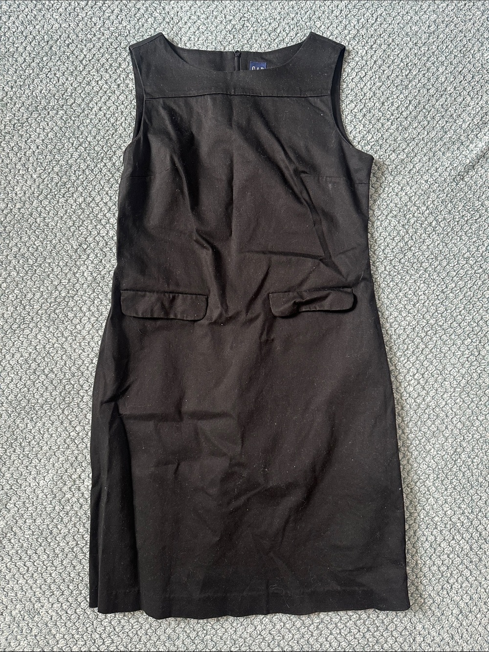GAP Black Sleeveless Midi Sheath Dress with Flap Pockets - Classic Workwear